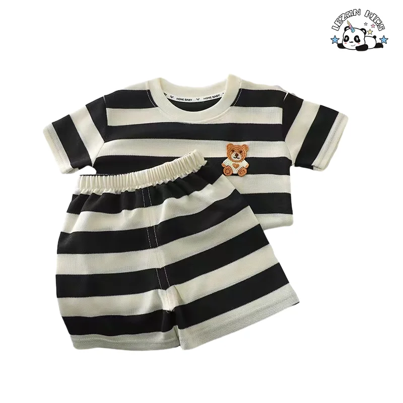 LEZONKIDS - Customizable Wholesale Cute Bear Patch T-shirt and Casual Shorts Girls Clothing Sets 2pcs Girl Outfit Set